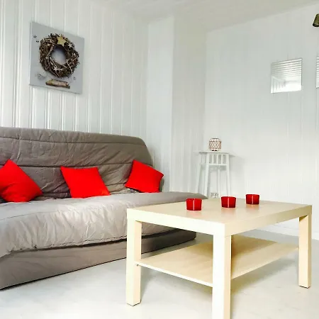 Appartement F1 Atypique Au Centre De